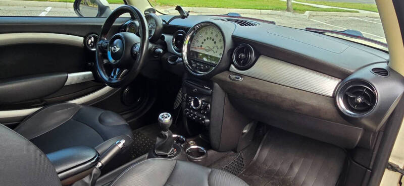 2012 MINI Cooper Hardtop S