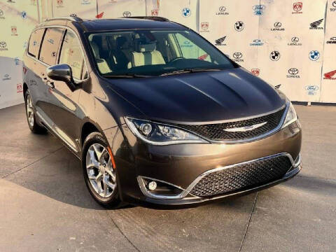 2017 Chrysler Pacifica for sale at Cars Unlimited of Santa Ana in Santa Ana CA