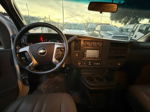 2019 Chevrolet Express 2500