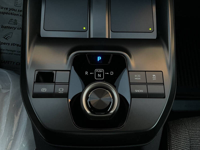 2026 Toyota bZ XLE Plus