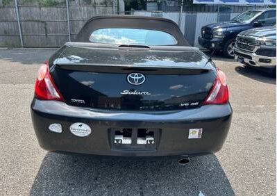 2005 Toyota Camry Solara SE
