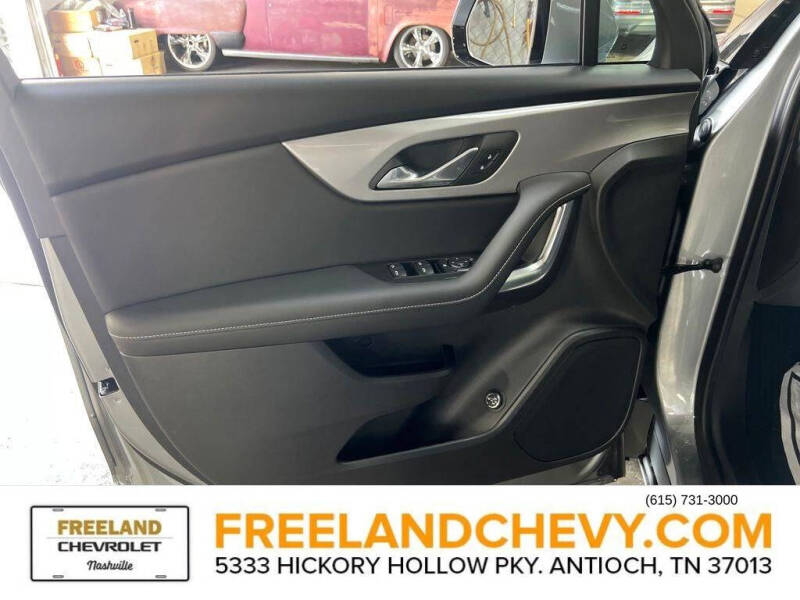 2025 Chevrolet Blazer LT