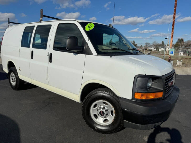 2017 GMC Savana for sale at JACOBS AUTO SALES AND SERVICE in Whitehall PA