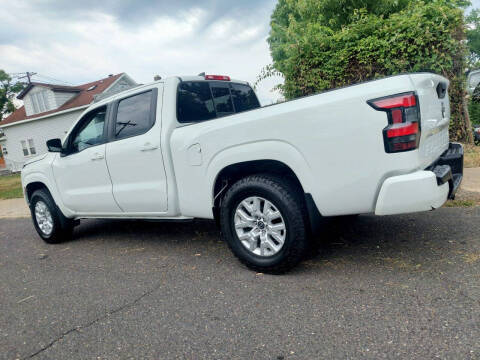 2022 Nissan Frontier SV