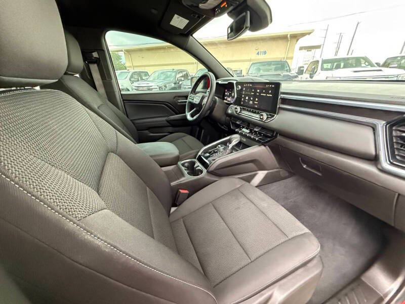 2024 GMC Canyon Elevation