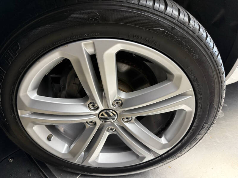 2014 Volkswagen Touareg V6 R-Line