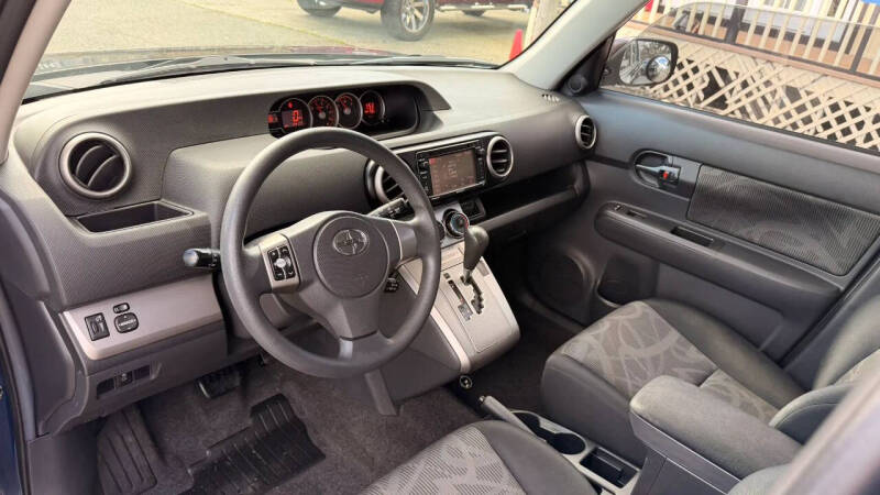 2015 Scion xB