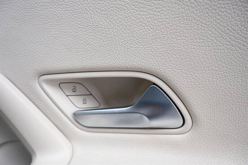 2020 Mercedes-Benz A-Class A 220