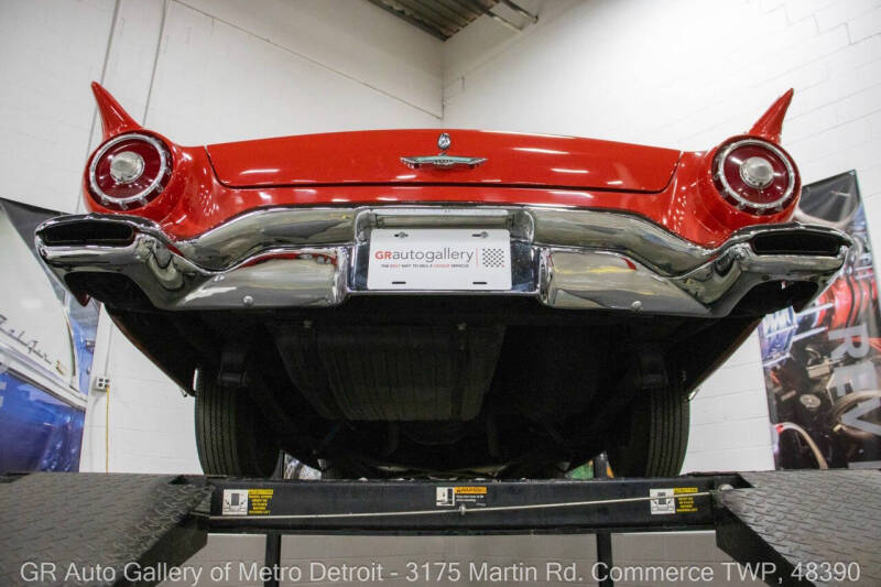 1957 Ford Thunderbird