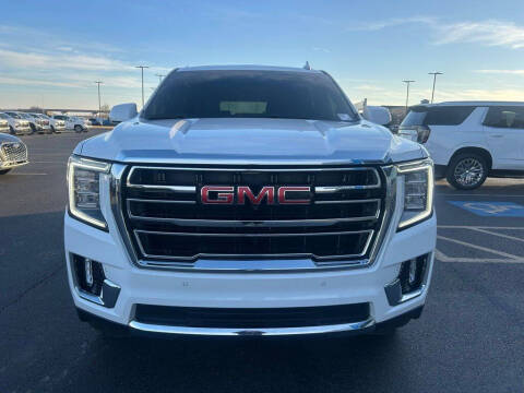 2022 GMC Yukon SLT