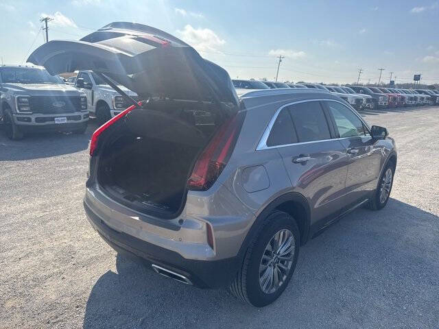 2025 Cadillac XT4 Premium Luxury