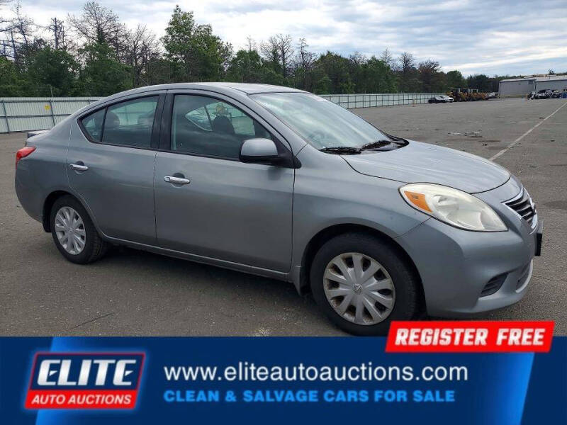 2014 Nissan Versa 1.6 S