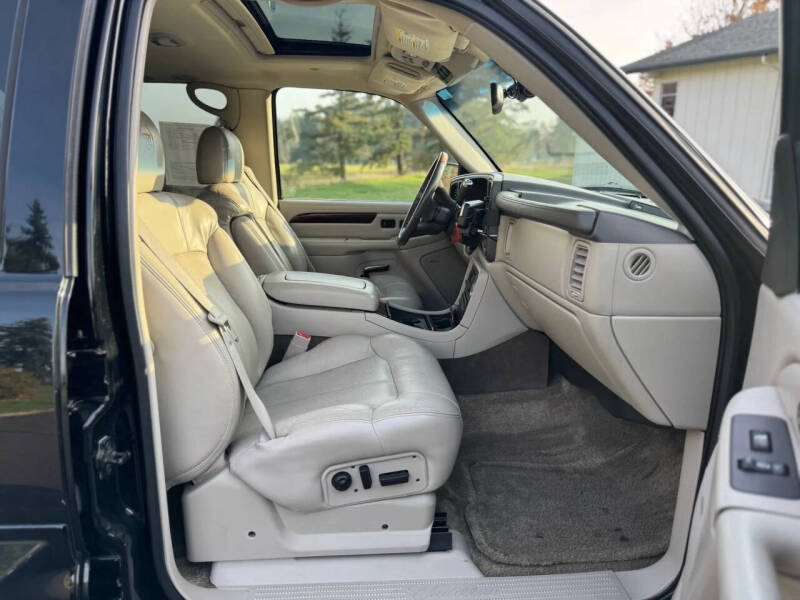 2002 Cadillac Escalade