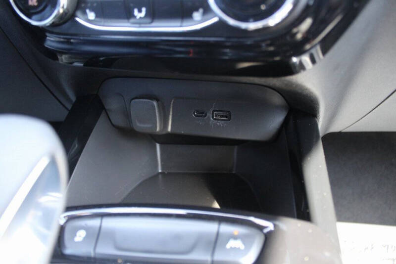 2024 Chevrolet Trax RS