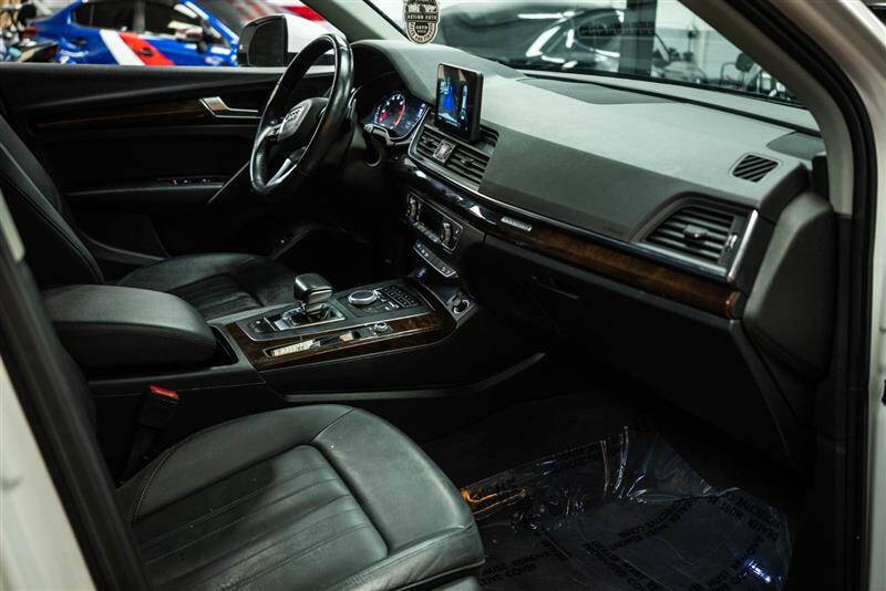 2019 Audi Q5 quattro Premium 45 TFSI