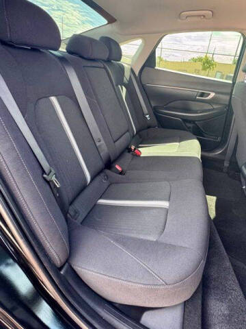 2022 Hyundai Sonata SEL