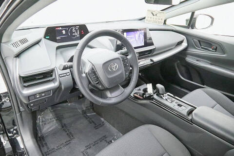 2025 Toyota Prius LE