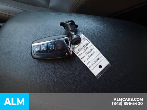 2017 Hyundai Santa Fe SE