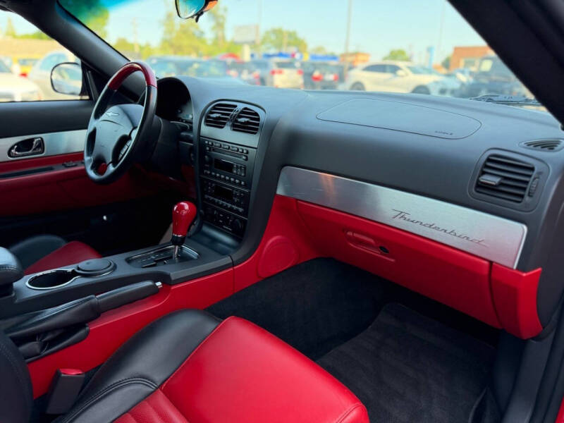 2002 Ford Thunderbird Deluxe