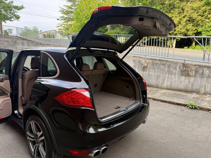 2012 Porsche Cayenne Tiptronic