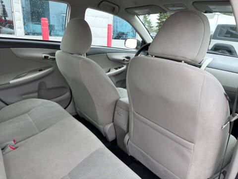 2012 Toyota Corolla LE