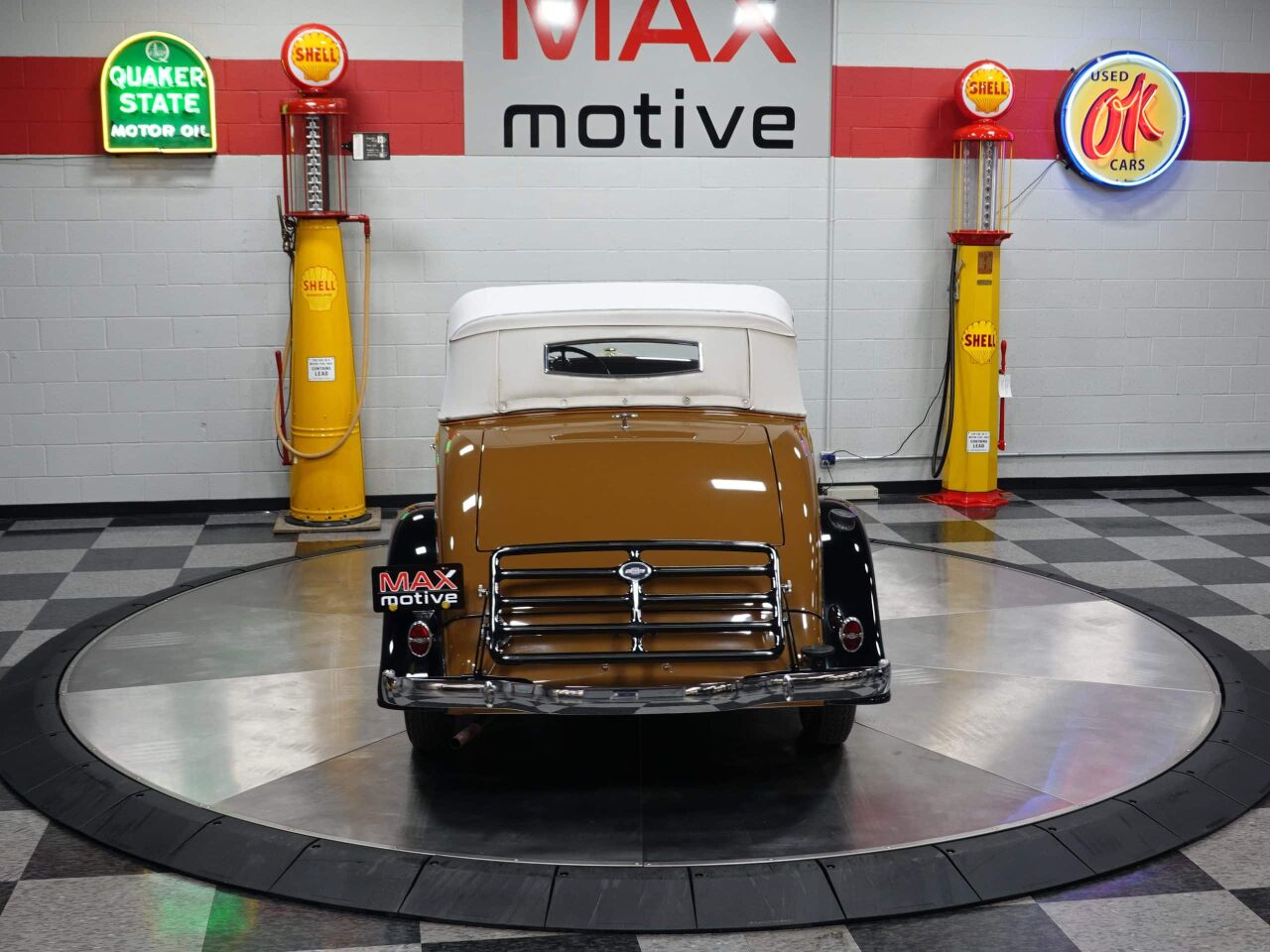 1933 Chevrolet Master Deluxe 70