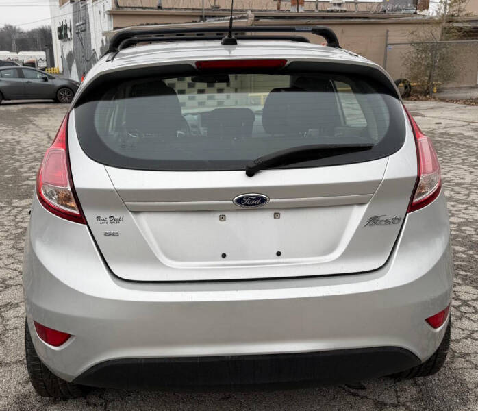 2015 Ford Fiesta SE