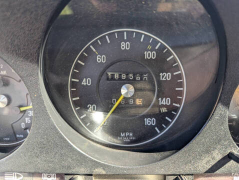 1975 Mercedes-Benz 450-Class