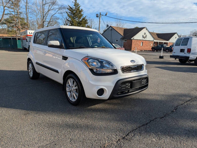 2012 Kia Soul +