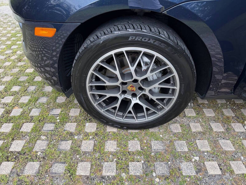 2017 Porsche Macan S