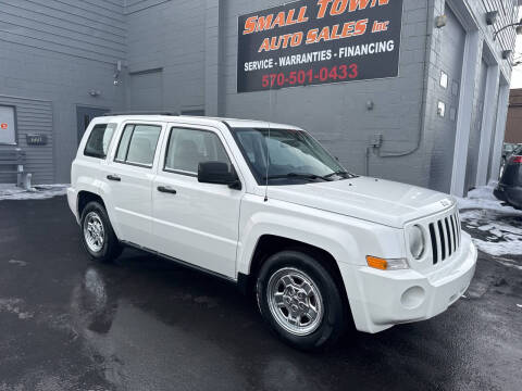 2009 Jeep Patriot for sale at Small Town Auto Sales Inc. in Hazleton PA