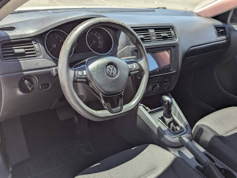 2015 Volkswagen Jetta