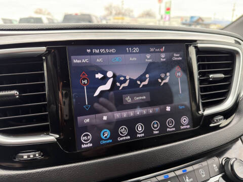 2019 Chrysler Pacifica Touring L Plus