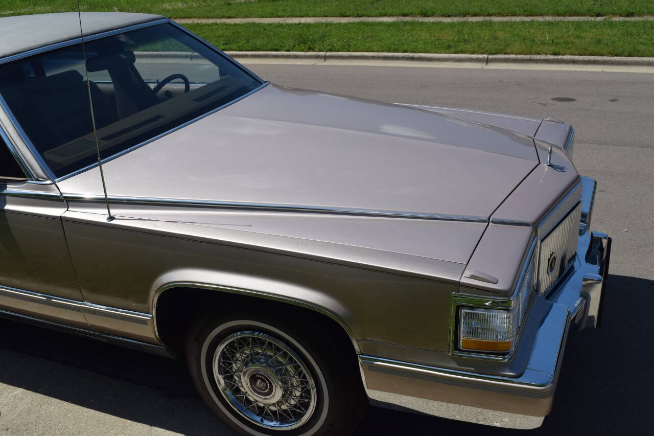 1991 Cadillac Brougham 196