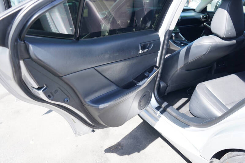 2015 Lexus IS 250