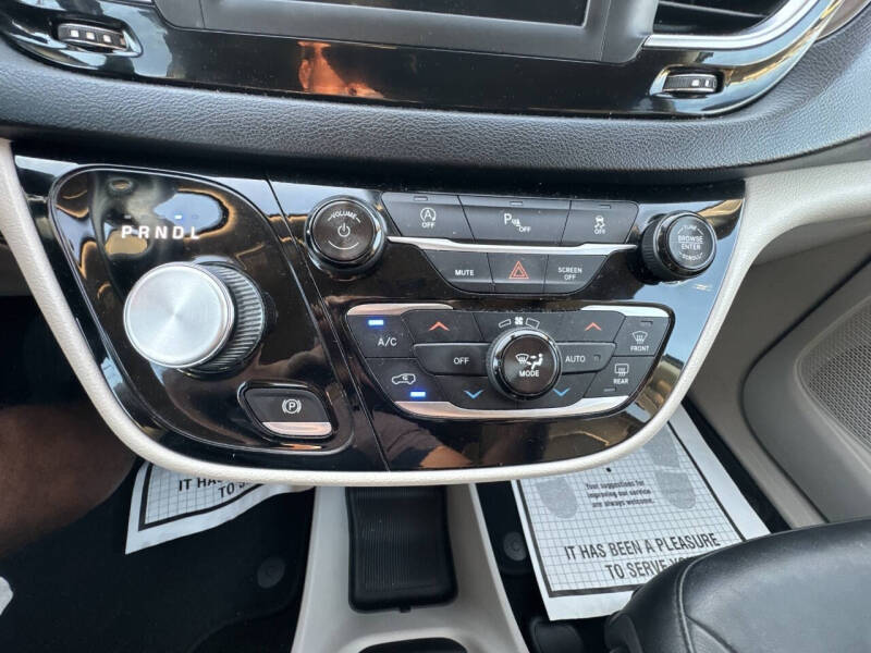 2018 Chrysler Pacifica Touring L