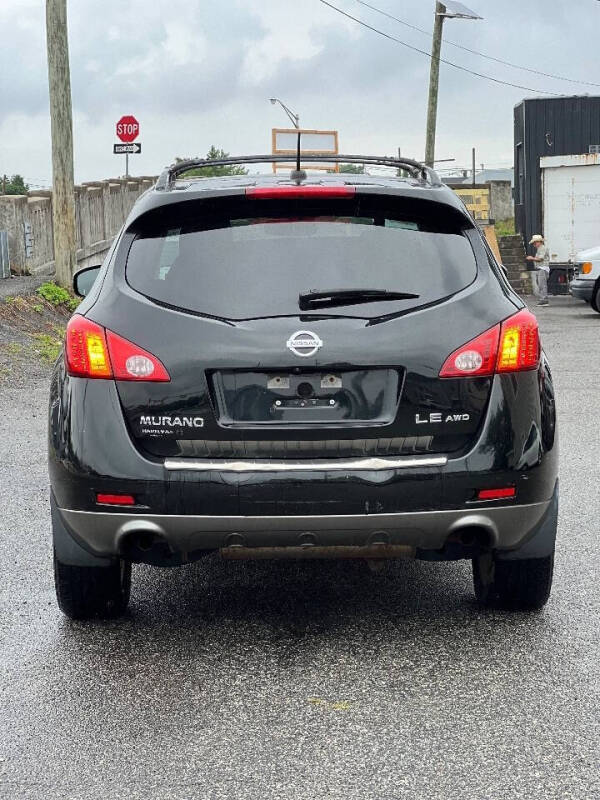 2010 Nissan Murano LE