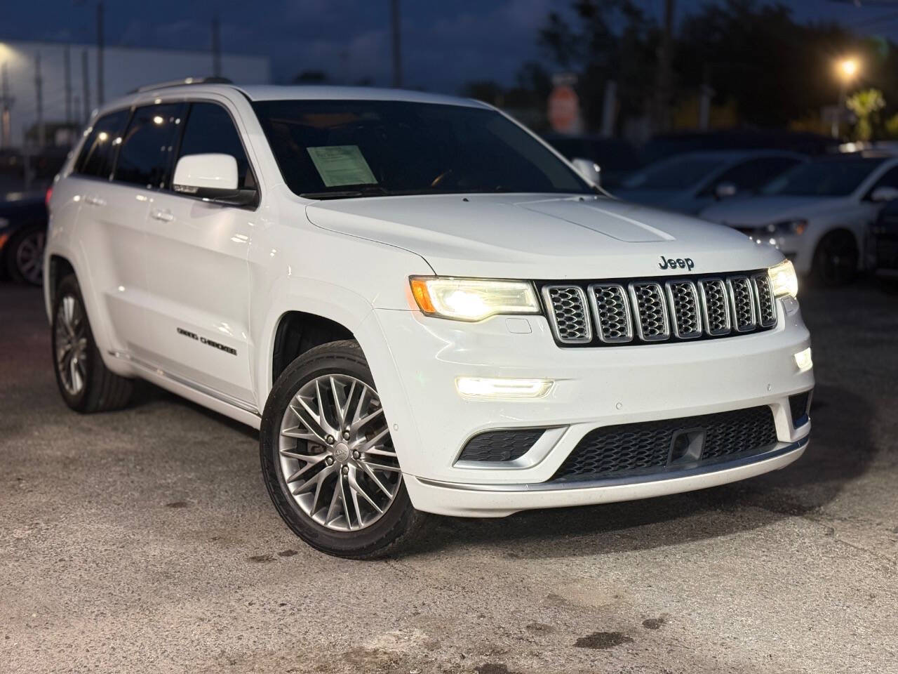 2018 Jeep Grand Cherokee for sale at Luma Motors LLC in Tampa, FL