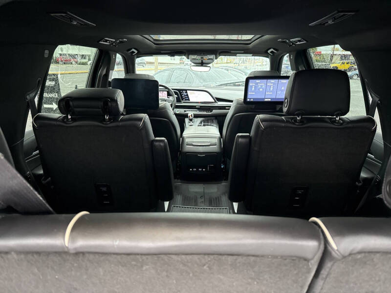 2021 Cadillac Escalade Sport