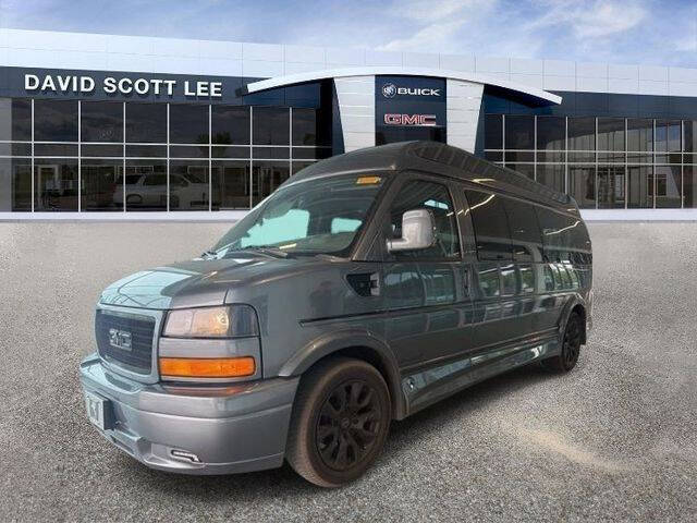 2025 GMC Savana 2500