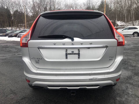 2017 Volvo XC60 T5 Dynamic