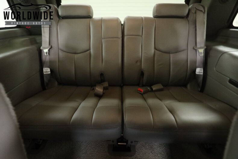 2003 Cadillac Escalade