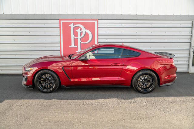 2018 Ford Mustang 40