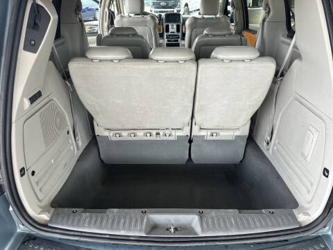 2008 Chrysler Town and Country Limited