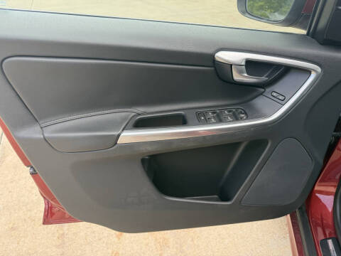 2015 Volvo XC60 T5 Premier