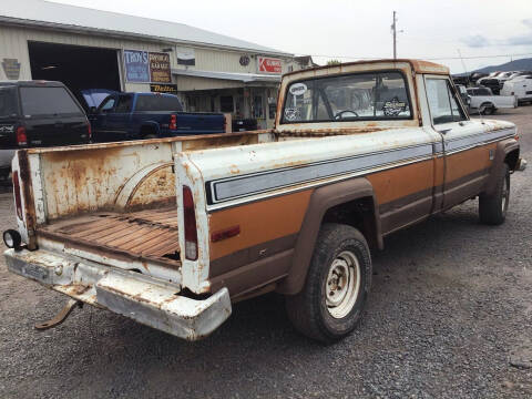 1973 Jeep J-4000