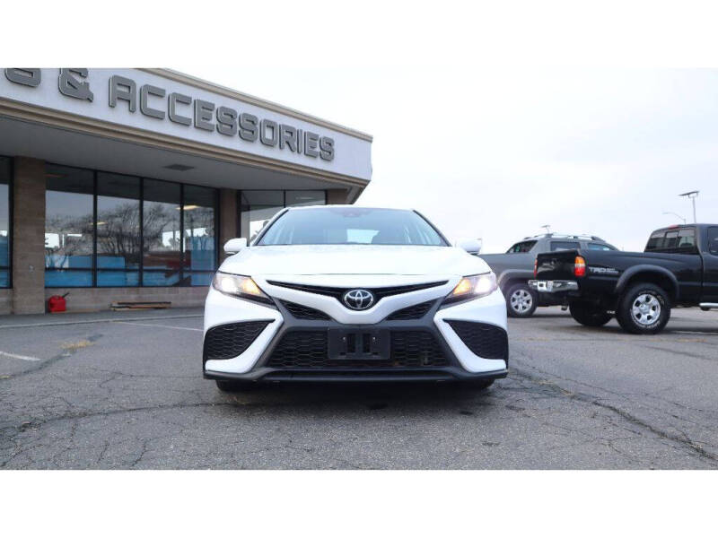 2023 Toyota Camry SE