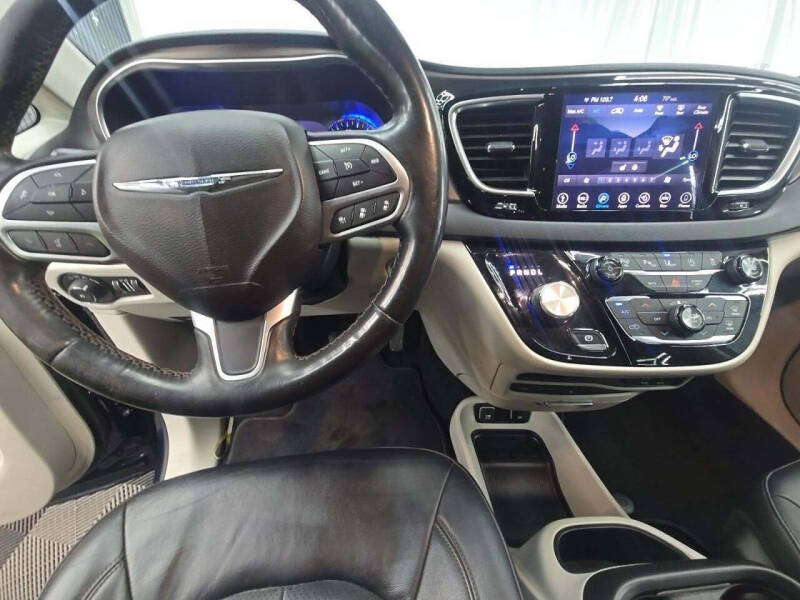 2019 Chrysler Pacifica Touring L Plus