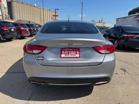 2015 Chrysler 200 C