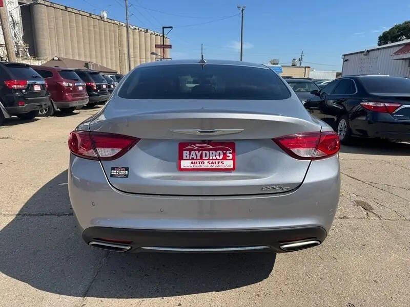 2015 Chrysler 200 C